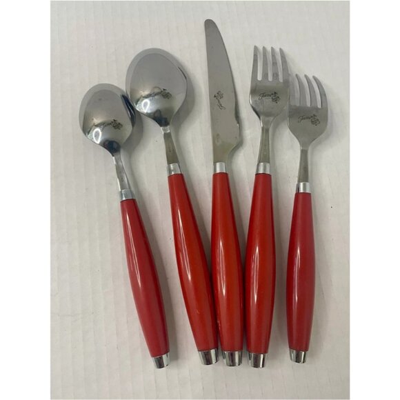 Fiesta Scarlet Red Homer Laughlin Cambridge Stainless Steel Silverware Set, 5 pc - Picture 2 of 8